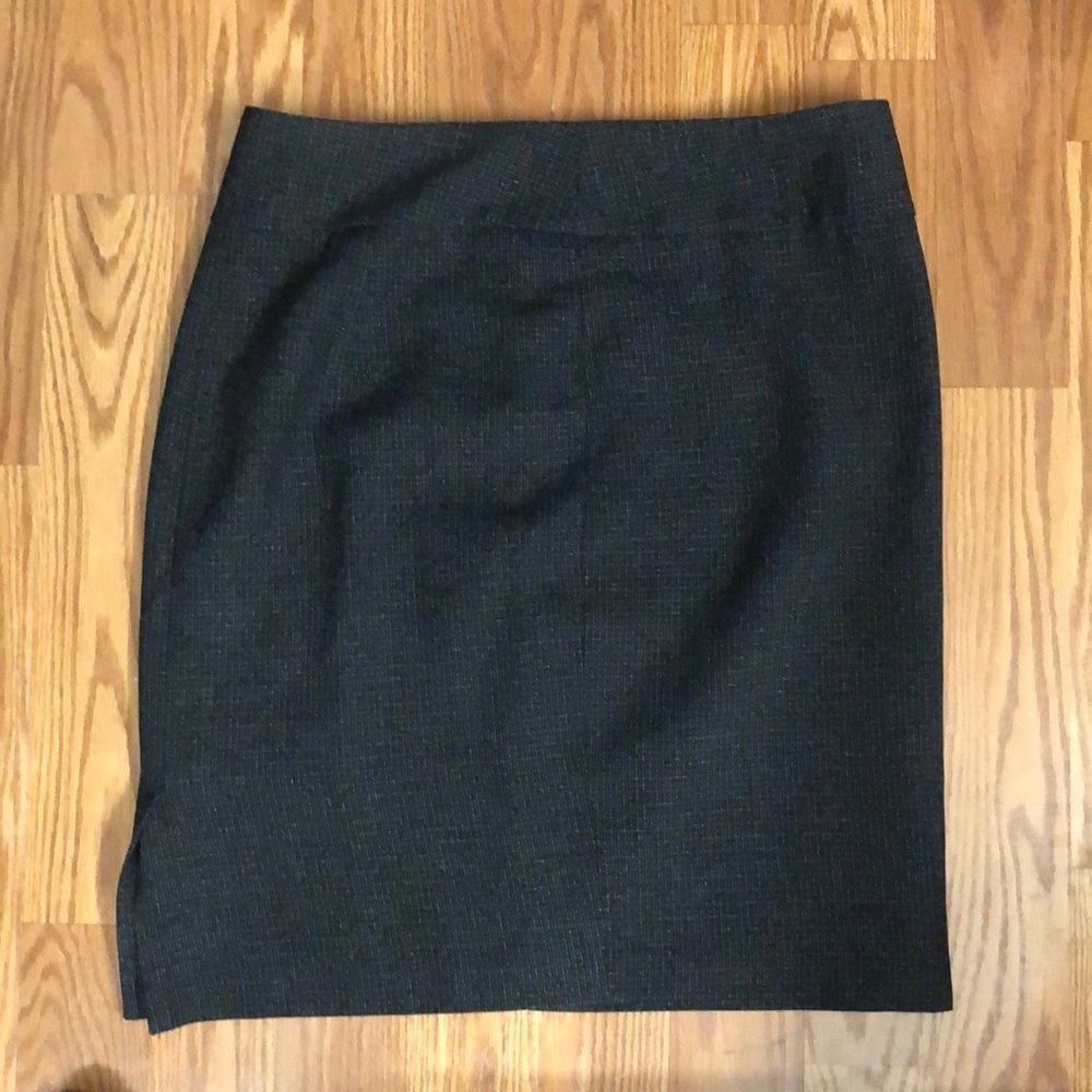 THE Limited Black/Silver Pencil Skirt Size 8 S285